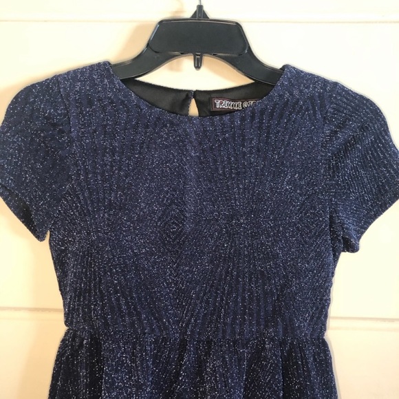 NEW Trixxi Glitet Knit Cap Sleeve Dress - Picture 2 of 4